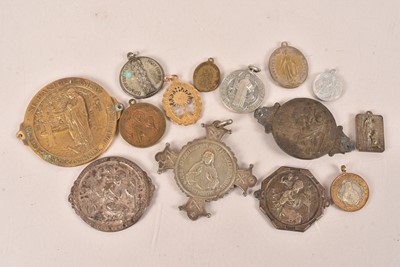 Lot 187 - An assortment of Religious Medallions