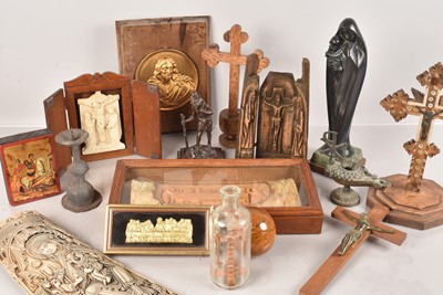 Lot 214 - A collection of Religious items