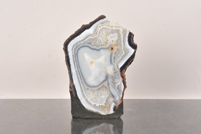 Lot 243 - An Agate Geode