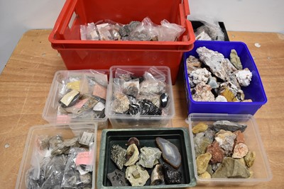 Lot 278 - Minerals and Fossils