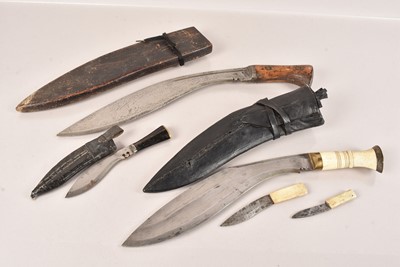 Lot 819 - An early Bone Handled Kukri knife