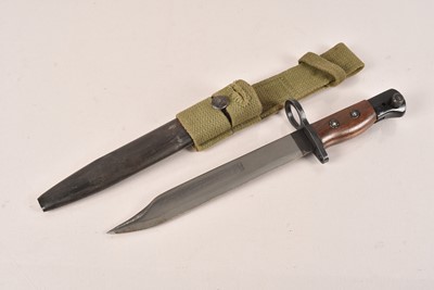 Lot 887 - A No.5 MkI Jungle Carbine Bayonet