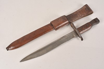 Lot 900 - A Canadian Ross MkII Bayonet