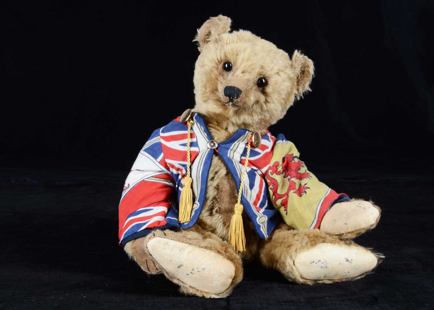 Lot 5 - A Forget Me Not Bears ‘Regilus Frox’ artist teddy bear
