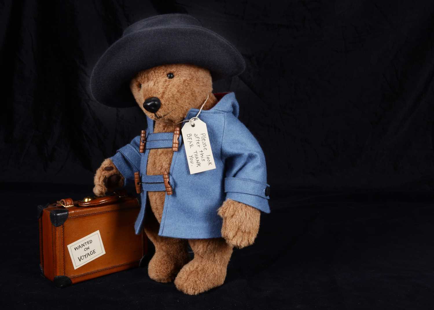 Lot 20 - An R John Wright limited edition Paddington Bear