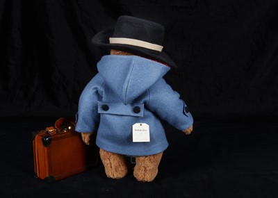 Lot 20 - An R John Wright limited edition Paddington Bear