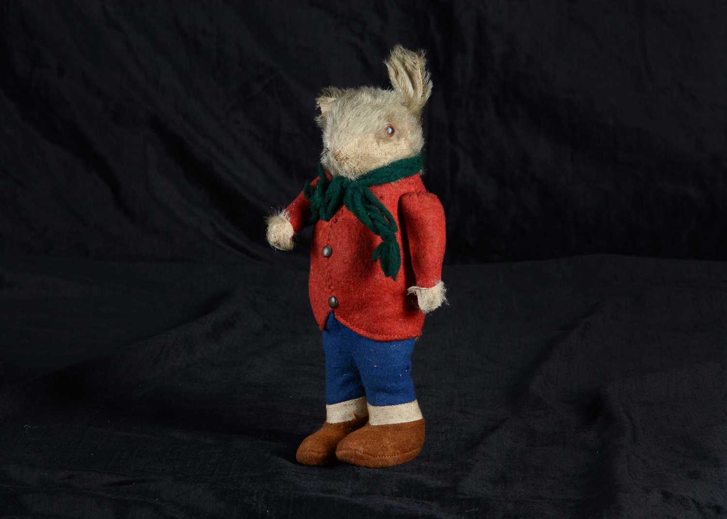 Lot 34 - A rare Farnell Master Bunny soft toy, circa 1915