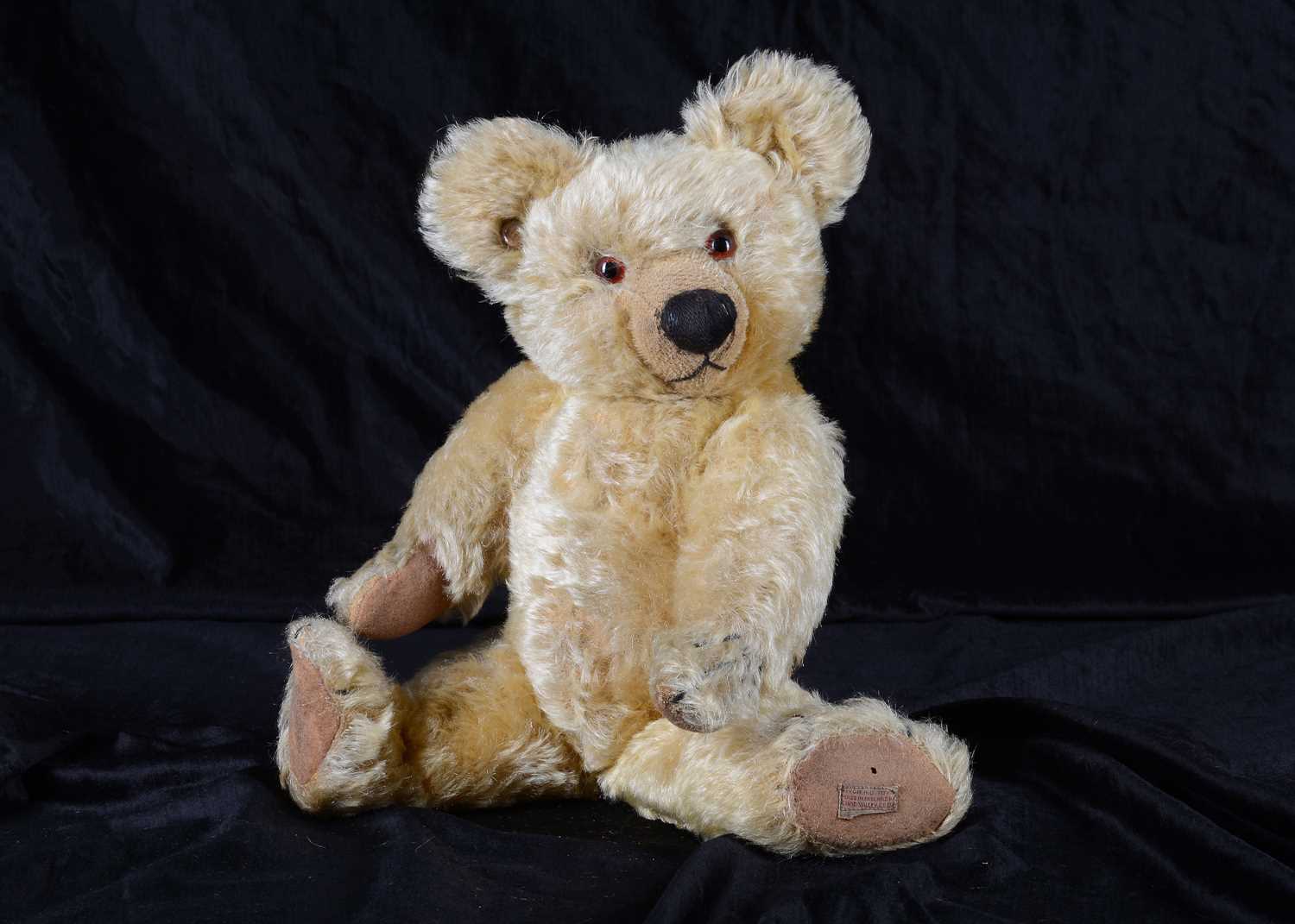 Lot 40 - A 1930s Chad Valley teddy bear