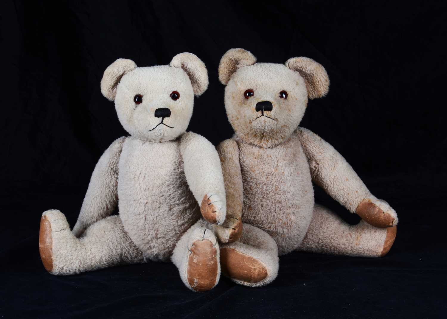 Lot 43 - A pair of unusual wool plush Farnell teddy bears, 1940s