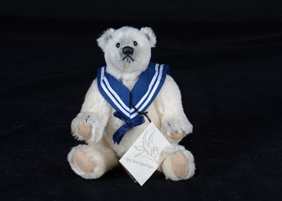 Lot 44 - A Flying Horse Original Designs ‘Salty II’ artist polar bear by Carol Ann Zawadzki