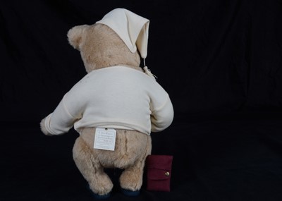 Lot 51 - An R John Wright limited edition Nighttime Winnie-the-Pooh teddy bear