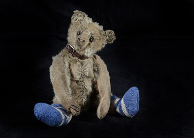 Lot 71 - A small early Steiff teddy bear, circa 1908