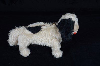 Lot 97 - A 1930s British dog handbag