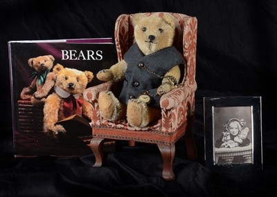Lot 132 - Sue Pearson’s mother’s ‘Grandma’s teddy bear’
