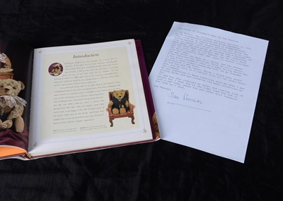 Lot 132 - Sue Pearson’s mother’s ‘Grandma’s teddy bear’