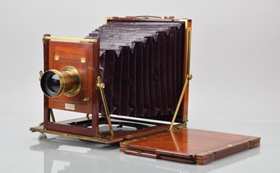 Lot 4 - A W Watson & Sons 10 x 8 Mahogany & Brass Field Camera
