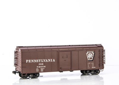 Lot 908 - A Gauge 1 Pennsylvania RR bogie Box Car by J&M Models