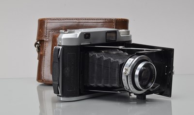 Lot 62 - A Ross Ensign Autorange 820 Folding Rangefinder Camera