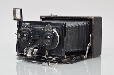 Lot 77 - An Ernemann Heag IV 9x18 Series II Stereo Camera