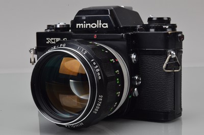 Lot 103 - A Minolta XE-1 SLR Camera