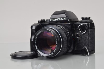 Lot 132 - A Pentax LX SLR Camera