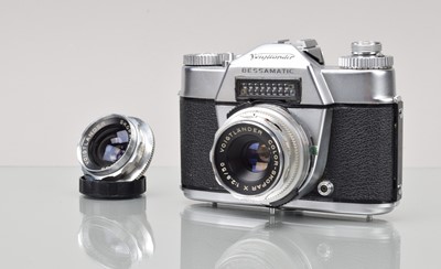 Lot 154 - A Voigtländer Bessamatic SLR Camera