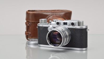 Lot 156 - A Showa Optical Co. Leotax DIV Rangefinder Camera