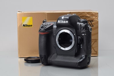 Lot 183 - A Nikon D2x DSLR Camera Body