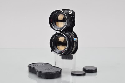 Lot 247 - A Mamiya-Sekor DS 105mm f/3.5 Blue Dot TLR Lens