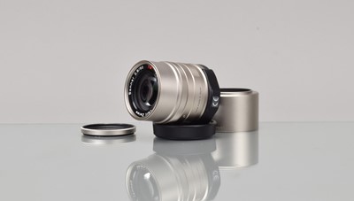 Lot 290 - A Contax Carl Zeiss T* 90mm f/2.8 Sonnar Lens