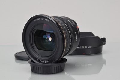 Lot 346 - A Canon EF 20-35mm f/3.5-4.5 Ultrasonic Lens