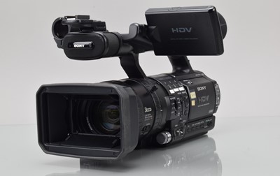 Lot 354 - A Sony HVR-Z1E Camcorder