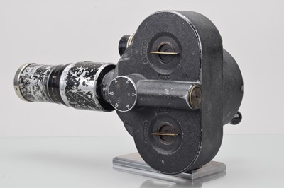 Lot 500 - A Bell & Howell Eyemo Camera 71 Model C 35mm Motion Picture Camera