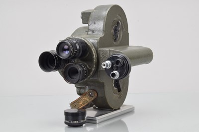 Lot 516 - A US Military Bell & Howell 16mm Motion Picture Camera