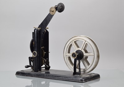 Lot 529 - A Hand Cranked 35mm Cine Film Projector
