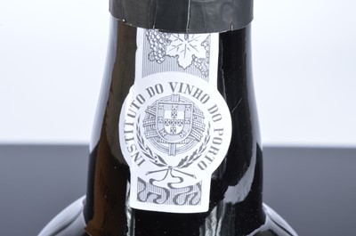Lot 17 - A case of Quinta Do Noval 1997 Vintage Port