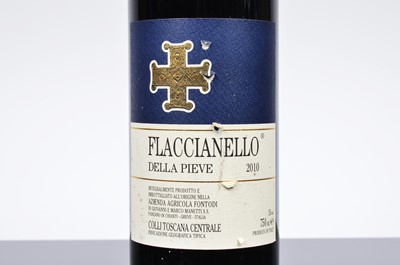 Lot 28 - A collection of six assorted red wines