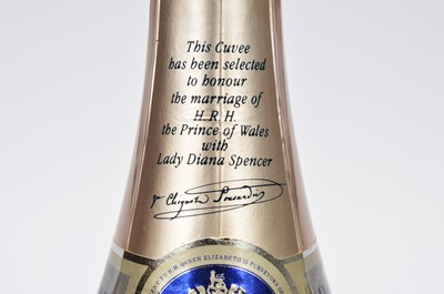 Lot 30 - A bottle of 1975 Veuve Clicquot Ponsardin Champagne