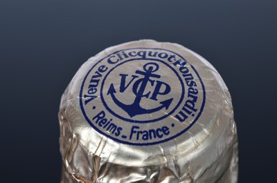Lot 31 - A bottle of 1975 Veuve Clicquot Ponsardin Champagne