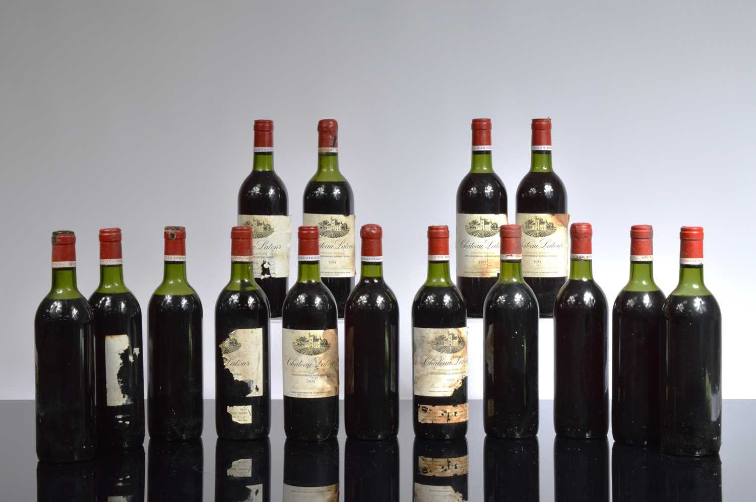 Lot 43 - Fifteen bottles of chateau Latour Bordeaux superieur 1981