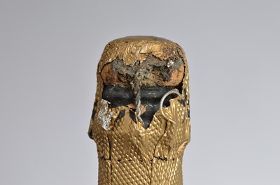 Lot 51 - Six bottles of Moet & Chandon