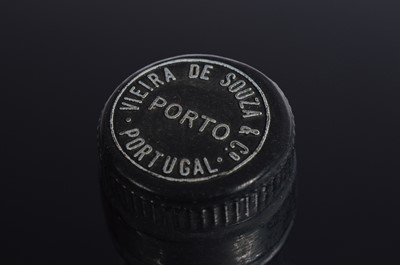 Lot 63 - A bottle of Souza vintage character port