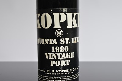 Lot 64 - A collection of six ports