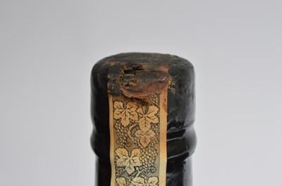 Lot 64 - A collection of six ports