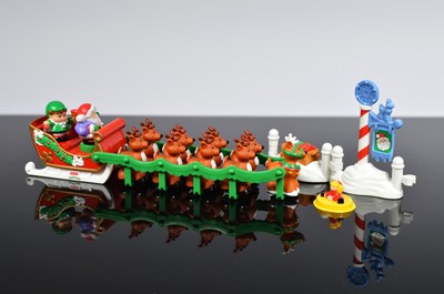 Lot 104 - A collection of Christmas ceramics