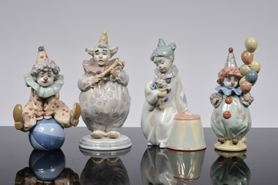 Lot 106 - A collection of eight Lladro clowns figures