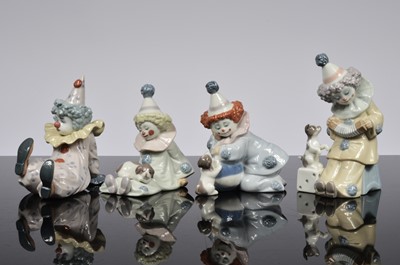 Lot 106 - A collection of eight Lladro clowns figures