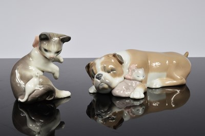 Lot 107 - Three Nao and Lladro figures