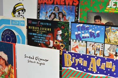 Lot 143 - Christmas 7" Singles