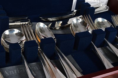 Lot 154 - A canteen of Silver plated cutlery